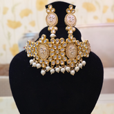 Esha Kundan Choker Set